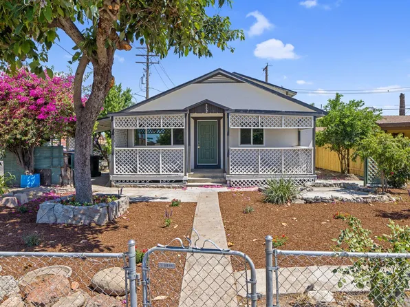 502 E Sequoia Avenue, Visalia, CA 93292