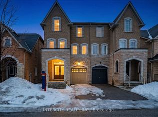 26 Sussexvale Dr, Brampton, ON L6R3S1
