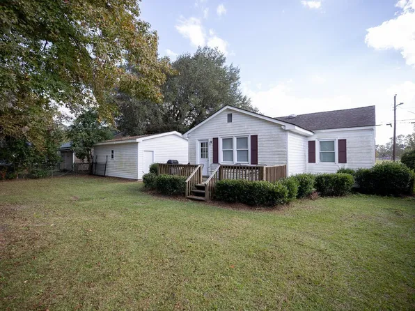 404 E Andrews St., Hemingway, SC 29554