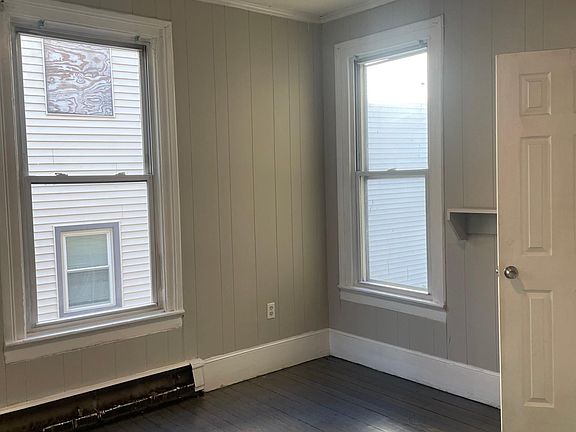 3rd image of 84 Wolcott St #2