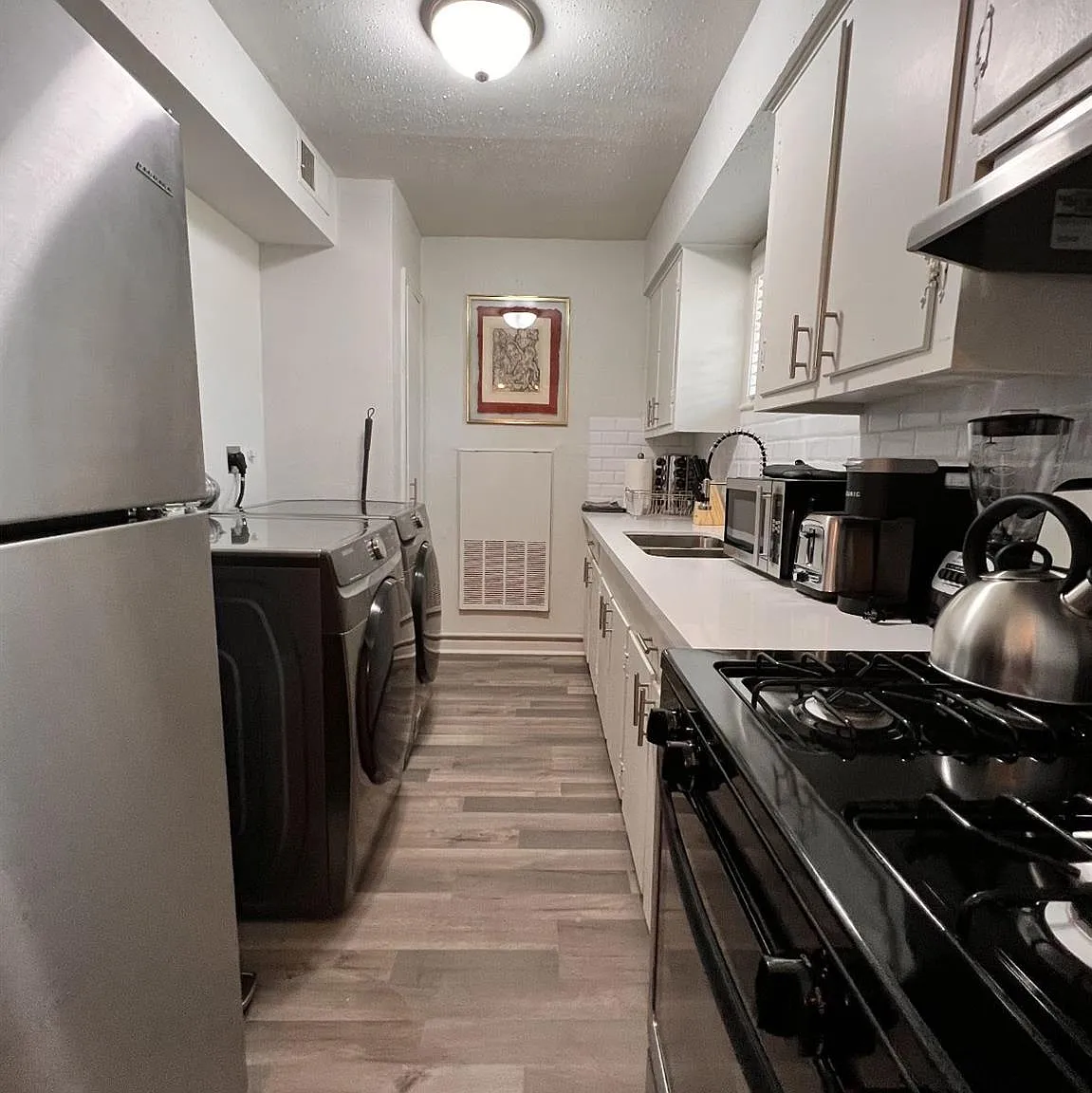 1 bed, 1.0 bath, 150 sqft, $1,350 — Photo 3
