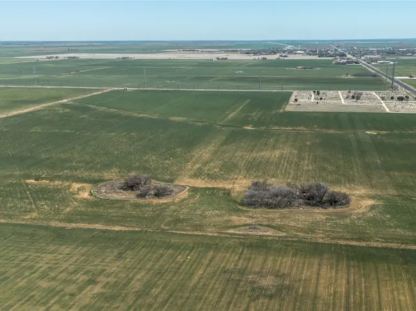 Highway 222, Munday, TX 76371