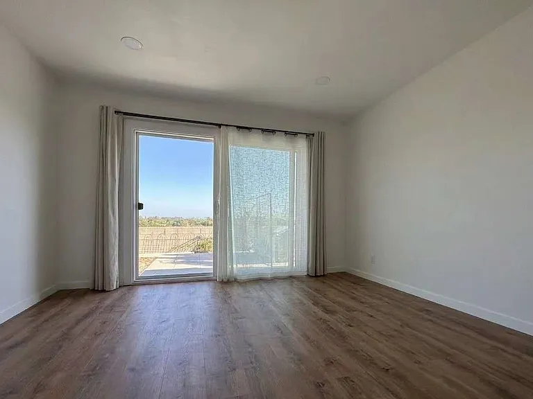 635 River View Dr — Photo 15