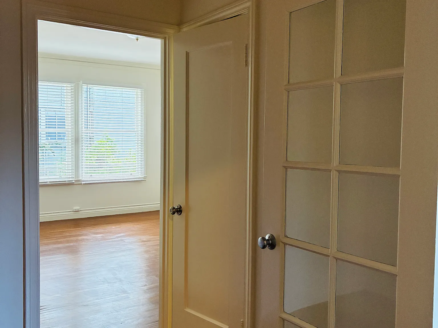 Studio, 475 sqft, $4,095 — Photo 3