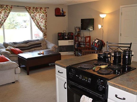 4th image of 2375 Bob White Ct
