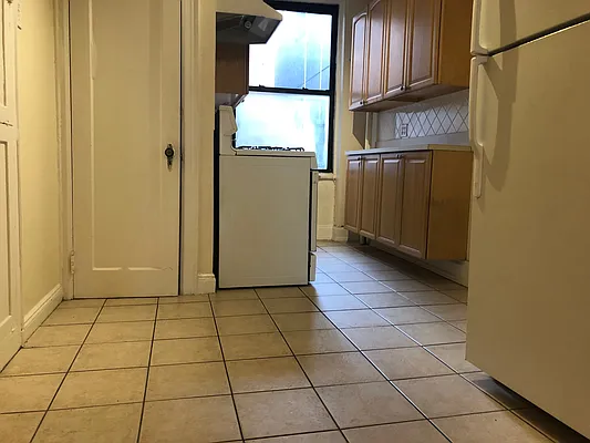 Rented by One New York Realty Inc | media 31