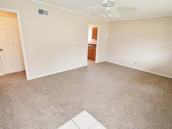 3rd image of 306 W Otterbein St