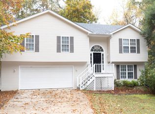 4805 Remington Dr, Flowery Branch, GA 30542