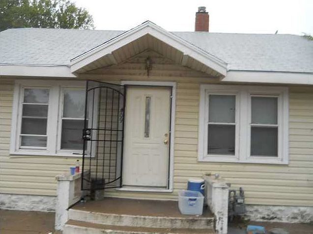 2nd image of 409 N Piatt Ave