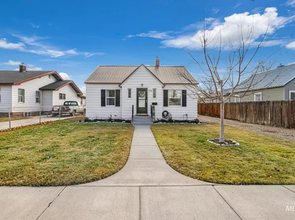 1228 7th Ave E, Twin Falls, ID 83301