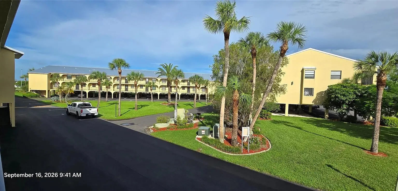 14459 River Beach Dr — Photo 2