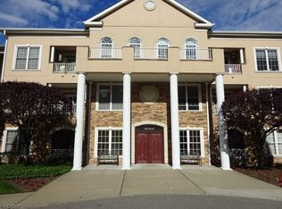 1106 Carter Dr, Rockaway, NJ 07866