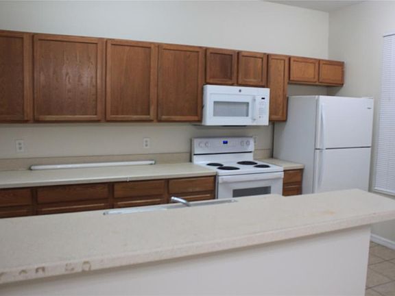 3rd image of 2468 Temple Grove Ln