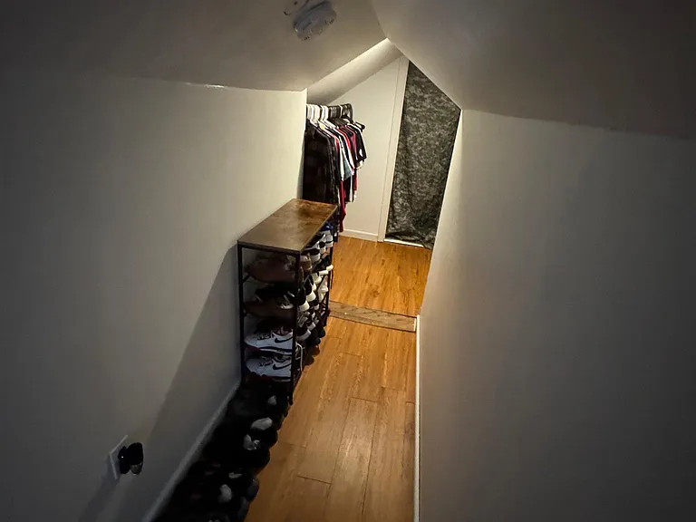 33 Dutton St #37 — Photo 16