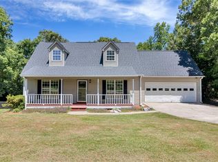2923 N Bayshore Dr, Seneca, SC 29672