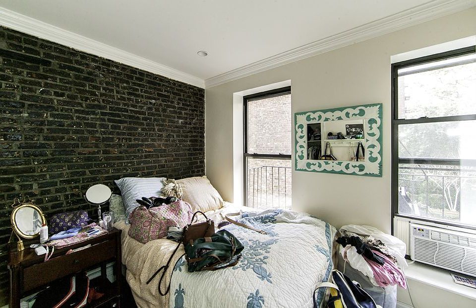 1st image of 113 Mulberry St APT 1