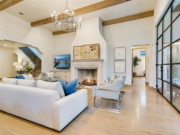 4401 Amarra Dr Unit 8, Austin, TX 78735