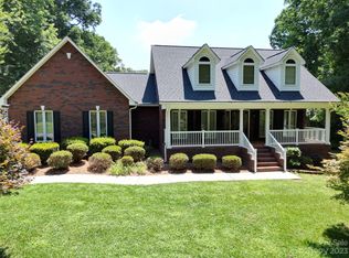 616 Red Fox Trl, Statesville, NC 28677