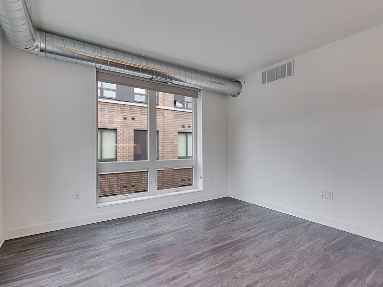 The Donegan Apartments — Photo 40