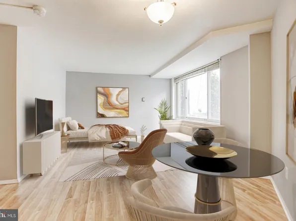 4000 Tunlaw Rd NW APT 504, Washington, DC 20007