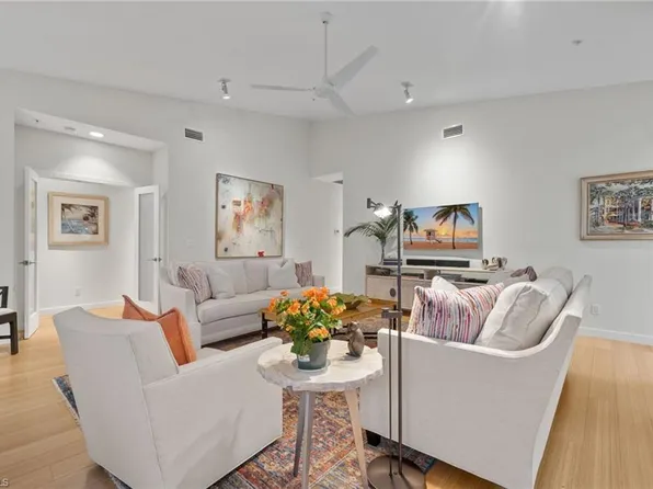 361 2nd ST S #3-361, NAPLES, FL 34102