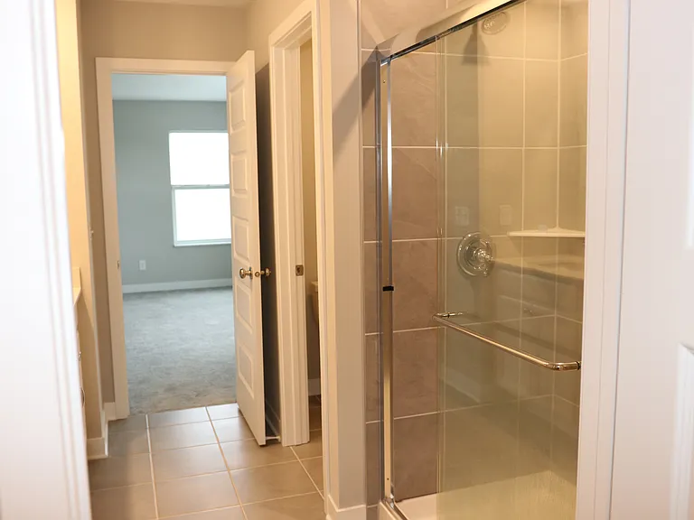 2704 Grassy Branch Dr — Photo 6