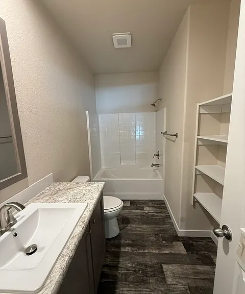 403 NW Commerce St — Photo 18