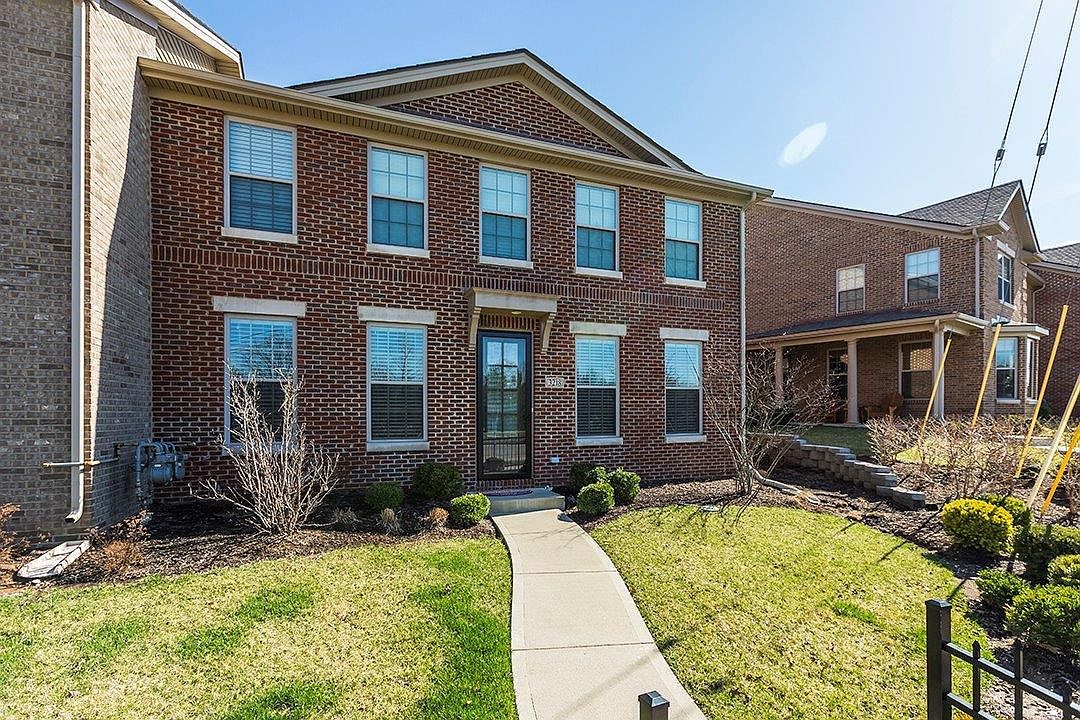 3218 Beaumont Centre Cir Lexington KY 40513 Zillow