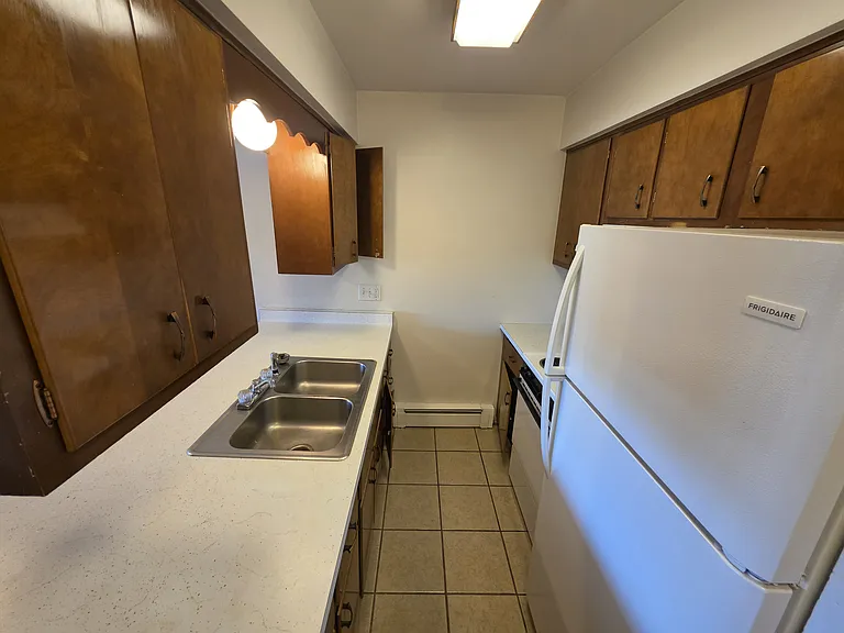 4401 N Grand River Ave #17 — Photo 1