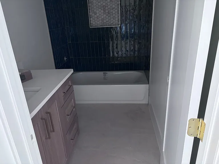 474 E Homeside Rd — Photo 15