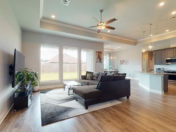 4th image of 6535 Columbus Cir