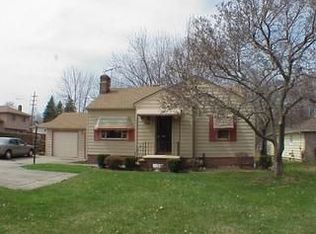 744 Trebisky Rd, Cleveland, OH 44143