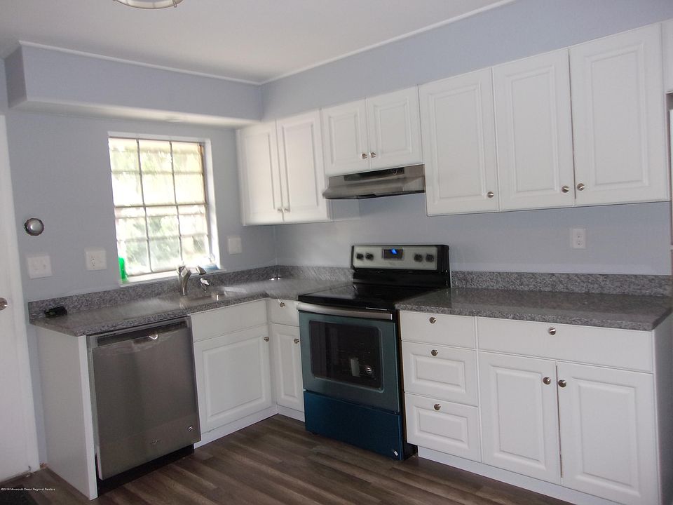 1st image of 262D Kingston Ct #100D
