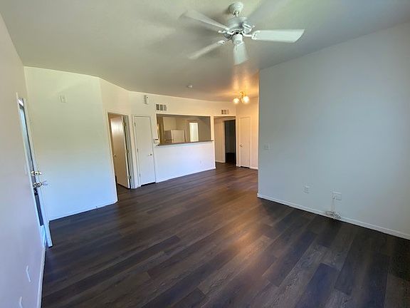 4th image of 45 Maleena Mesa St APT 811