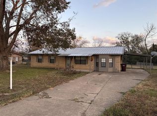 220 Nichols Dr, Canton, TX 75103