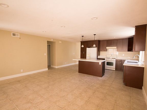 5th image of 8830 Bralorne Way