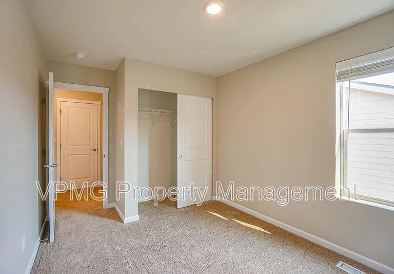 7104 NE 155th Pl — Photo 31