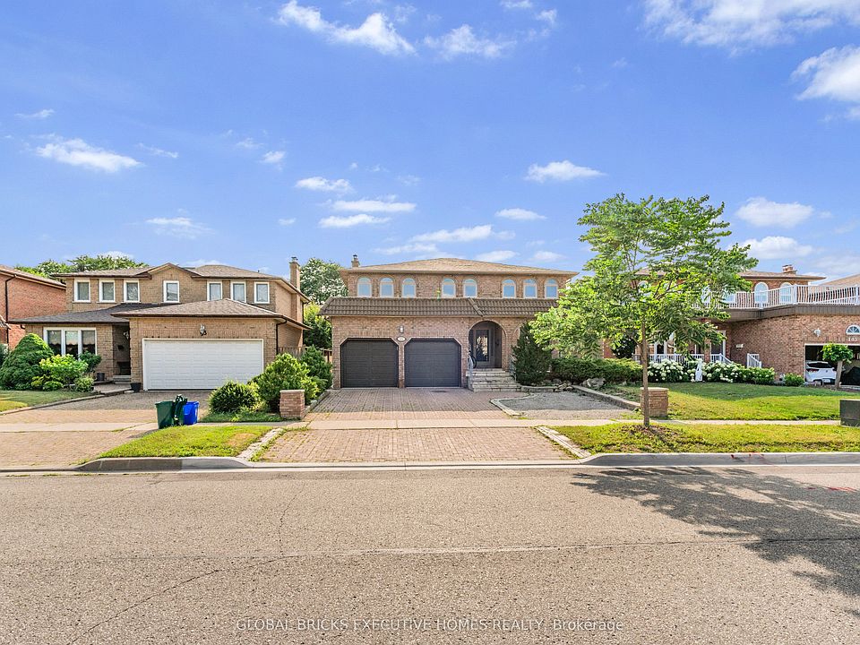 1st image of 99 Benjamin Dr