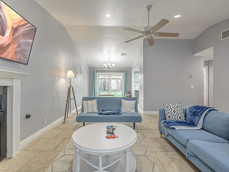 43827 Lively Ave — Photo 11