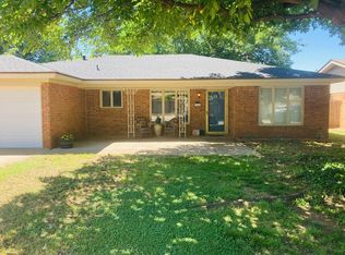 3209 93rd St, Lubbock, TX 79423