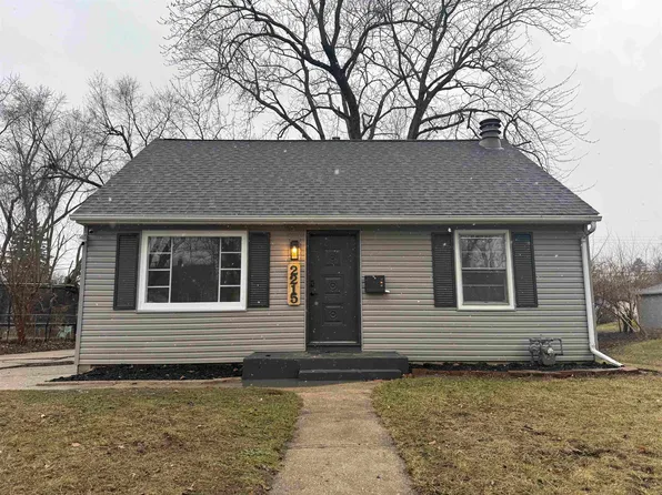 2215 Colorado Ave, Rockford, IL 61108