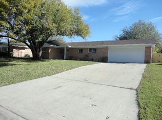 2302 McPherson Dr, Port Lavaca, TX 77979