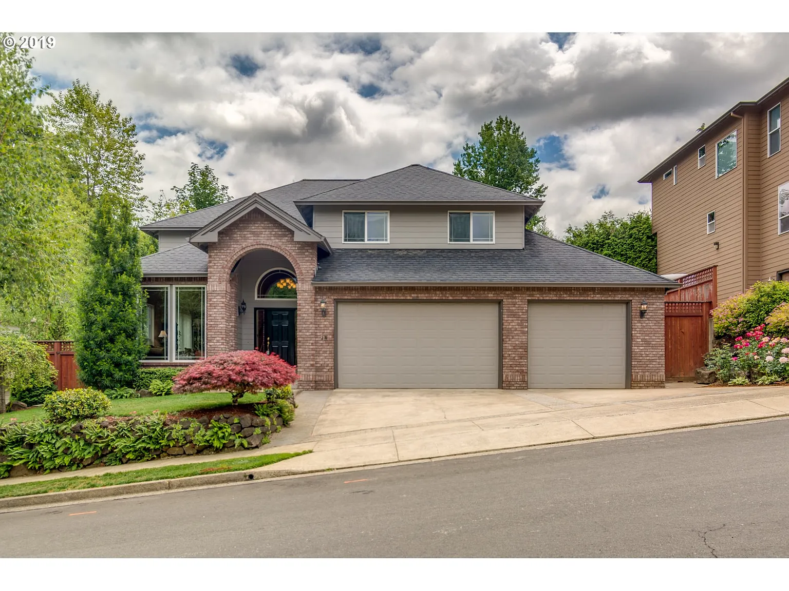 28 SE 46th Dr photo 1