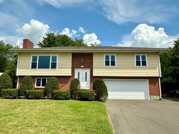 224 Lafayette St, Chicopee, MA 01020