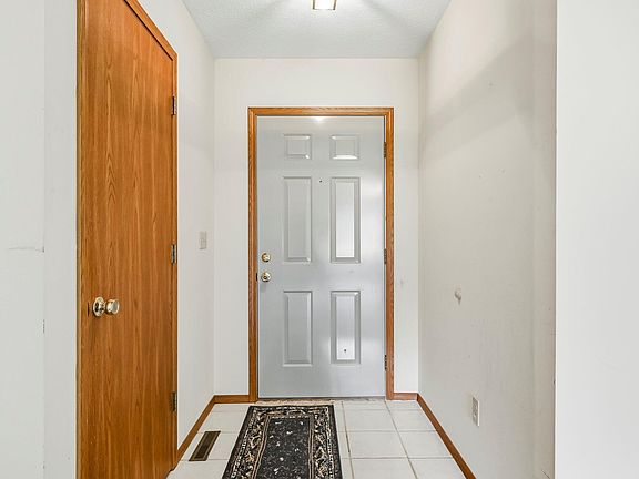 4th image of 740 N Homewood Avenue