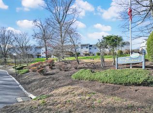 1 Hunters Run #1, Cromwell, CT 06416