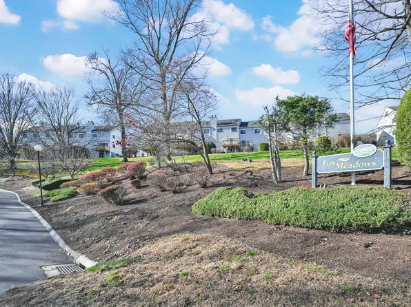 1 Hunters Run #1, Cromwell, CT 06416