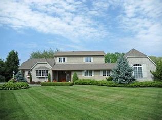 34 Herons Ct, Water Mill, NY 11976
