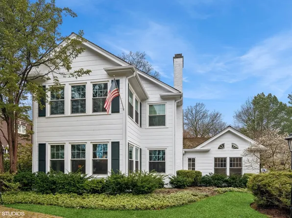 660 Sheridan Rd, Winnetka, IL 60093