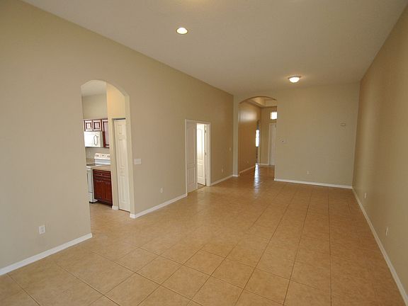 2nd image of 164 Seminole Lakes Dr